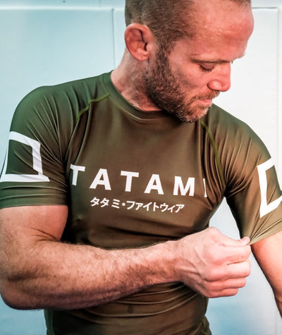 Tatami Katakana Short Sleeve Rashguard – Khaki