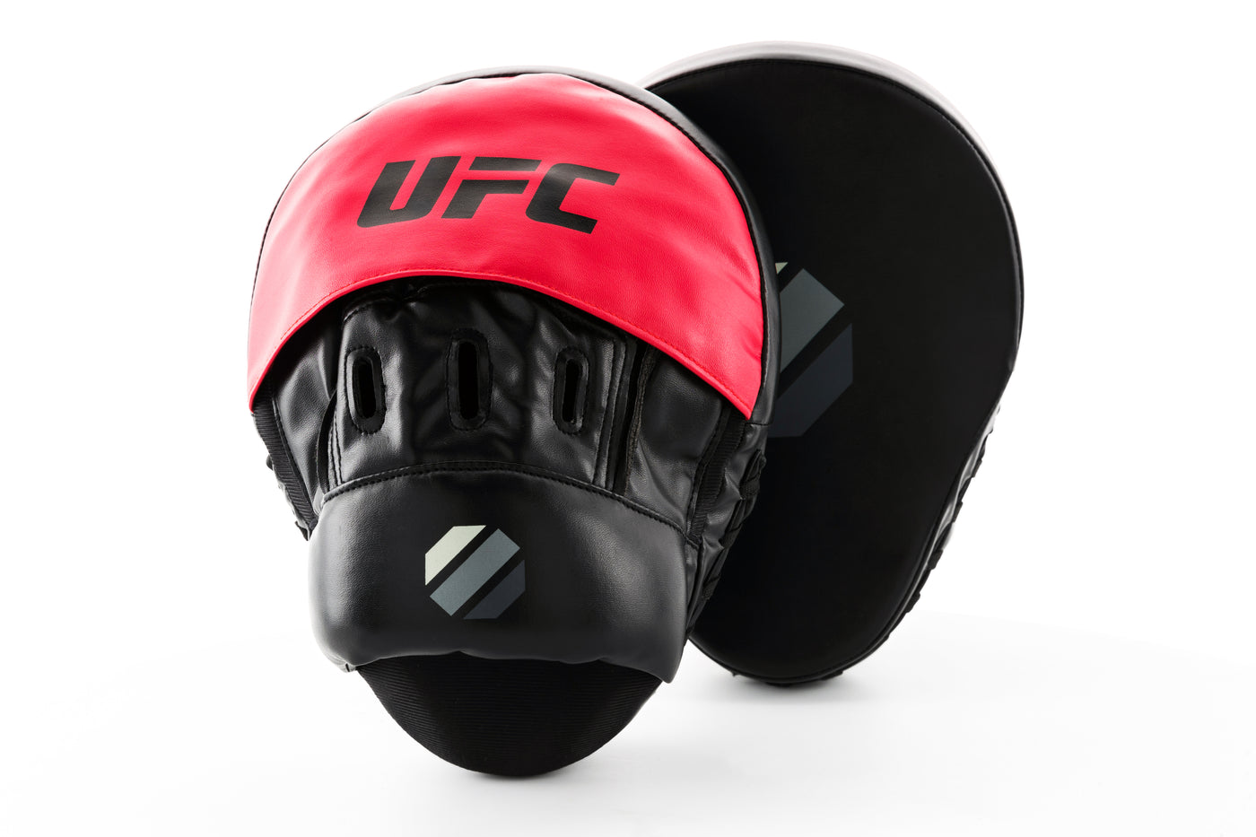 UFC Curved Focus Mitts - clinch.no
